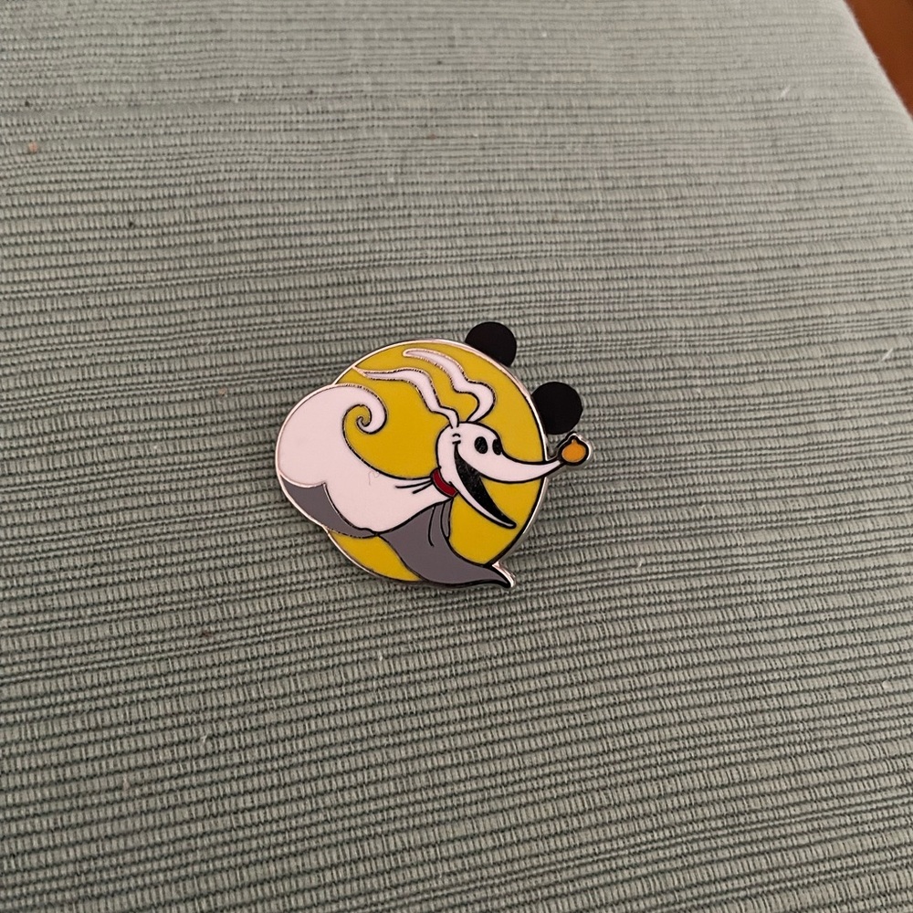 Nightmare Before Christmas zero  Disney Trading Pin
